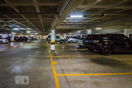 Apartamento à venda com 140m², 3 quartos e 2 vagas Apartamento à venda com 140m², 3 quartos e 2 vagasGaragem