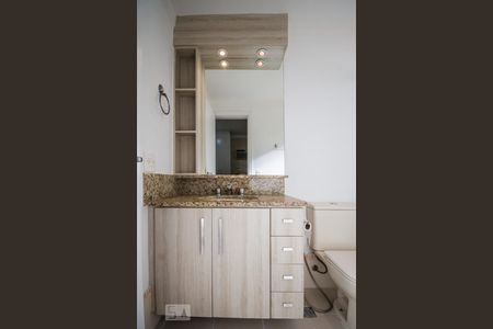 Apartamento à venda com 140m², 3 quartos e 2 vagas Apartamento à venda com 140m², 3 quartos e 2 vagasBanheiro da Suíte 3