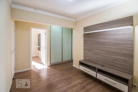 Apartamento à venda com 140m², 3 quartos e 2 vagas Apartamento à venda com 140m², 3 quartos e 2 vagasEscritório