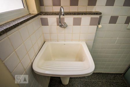 Apartamento à venda com 140m², 3 quartos e 2 vagas Apartamento à venda com 140m², 3 quartos e 2 vagasÁrea de Serviço