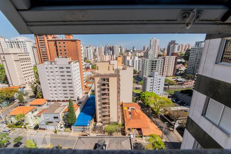 Apartamento à venda com 158m², 4 quartos e 2 vagas Apartamento à venda com 158m², 4 quartos e 2 vagasVista Quarto de Serviço