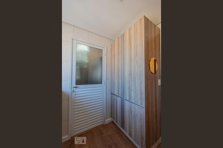 Apartamento à venda com 158m², 4 quartos e 2 vagas Apartamento à venda com 158m², 4 quartos e 2 vagasÁrea de Serviço