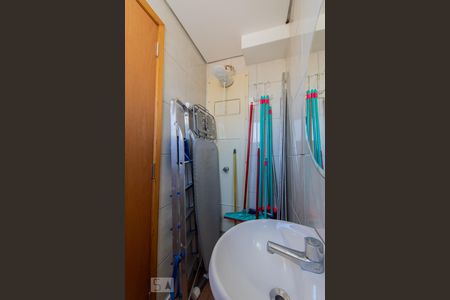 Apartamento à venda com 158m², 4 quartos e 2 vagas Apartamento à venda com 158m², 4 quartos e 2 vagasBanheiro de Serviço