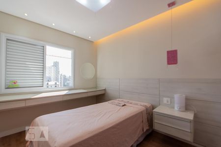 Apartamento à venda com 158m², 4 quartos e 2 vagas Apartamento à venda com 158m², 4 quartos e 2 vagasQuarto 1