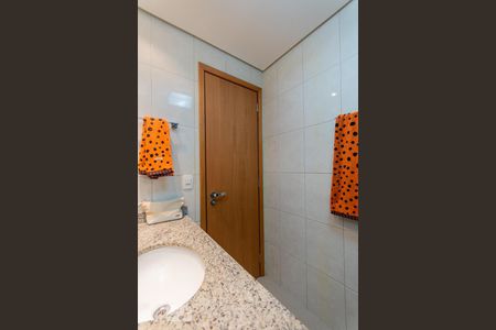 Apartamento à venda com 158m², 4 quartos e 2 vagas Apartamento à venda com 158m², 4 quartos e 2 vagasBanheiro