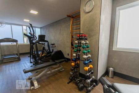 Apartamento à venda com 158m², 4 quartos e 2 vagas Apartamento à venda com 158m², 4 quartos e 2 vagasÁrea Comum - Academia