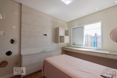 Apartamento à venda com 158m², 4 quartos e 2 vagas Apartamento à venda com 158m², 4 quartos e 2 vagasQuarto 1