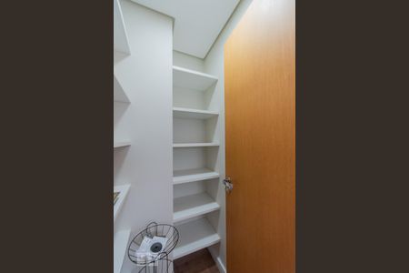 Apartamento à venda com 158m², 4 quartos e 2 vagas Apartamento à venda com 158m², 4 quartos e 2 vagasCozinha
