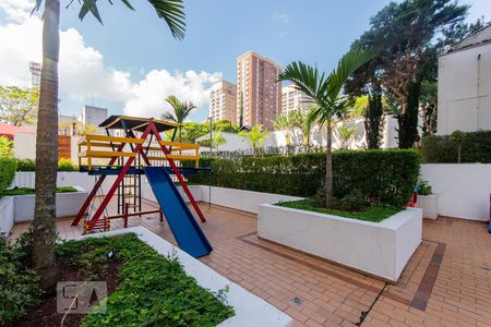 Apartamento à venda com 158m², 4 quartos e 2 vagas Apartamento à venda com 158m², 4 quartos e 2 vagasÁrea Comum - Playground