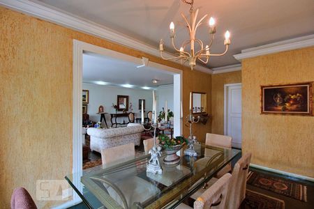 Apartamento à venda com 207m², 2 quartos e 2 vagasSala de Jantar