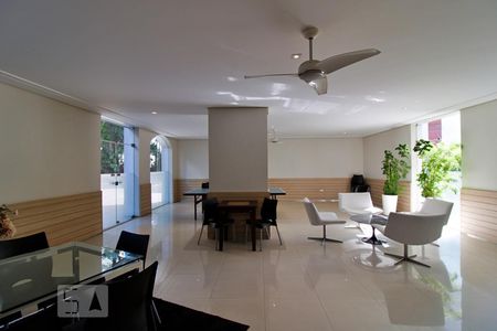 Apartamento à venda com 207m², 2 quartos e 2 vagasÁrea comum - Salão de festas