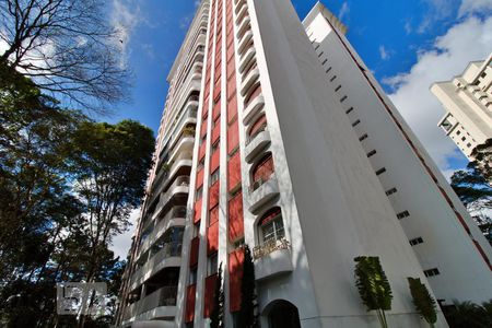 Apartamento à venda com 207m², 2 quartos e 2 vagasFachada