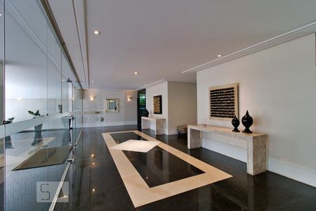 Apartamento à venda com 207m², 2 quartos e 2 vagasHall social