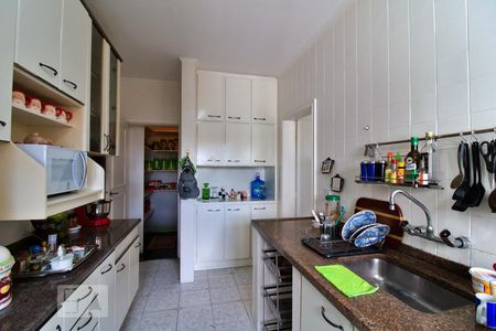 Apartamento à venda com 207m², 2 quartos e 2 vagasCozinha