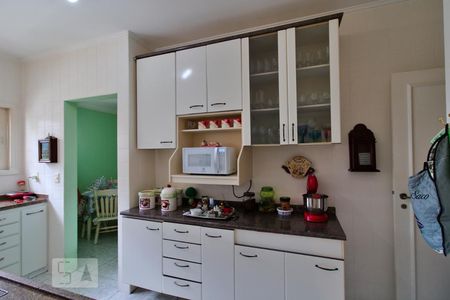 Apartamento à venda com 207m², 2 quartos e 2 vagasCozinha