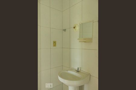 Apartamento para alugar com 66m², 2 quartos e sem vaga Apartamento para alugar com 66m², 2 quartos e sem vagaDetalhe do banheiro