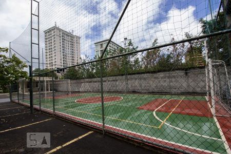 Quadra de apartamento para alugar com 3 quartos, 70m² em Jacarepaguá, Rio de Janeiro