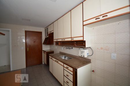 Apartamento à venda com 115m², 3 quartos e 1 vagaCozinha e Área de Serviço