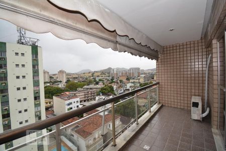 Apartamento à venda com 115m², 3 quartos e 1 vagaVaranda da Suíte