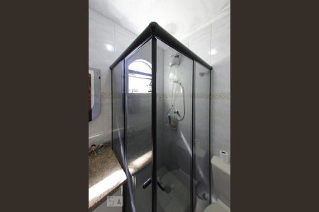 Apartamento à venda com 93m², 3 quartos e 2 vagasBanheiro social - box