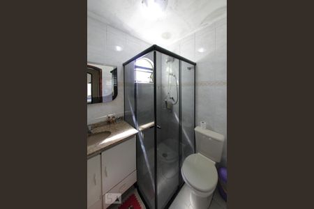 Apartamento à venda com 93m², 3 quartos e 2 vagasBanheiro social