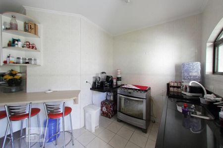 Apartamento à venda com 93m², 3 quartos e 2 vagasCozinha