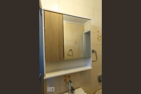 Banheiro de apartamento para alugar com 1 quarto, 45m² em Farroupilha, Porto Alegre