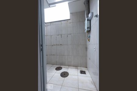 Apartamento para alugar com 94m², 3 quartos e 1 vagaÁrea de Serviço - 1º Andar