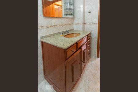 Apartamento à venda com 87m², 2 quartos e 1 vagaBanheiro 