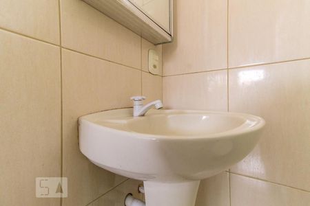 Casa de condomínio para alugar com 50m², 1 quarto e sem vaga Casa de condomínio para alugar com 50m², 1 quarto e sem vagaBanheiro