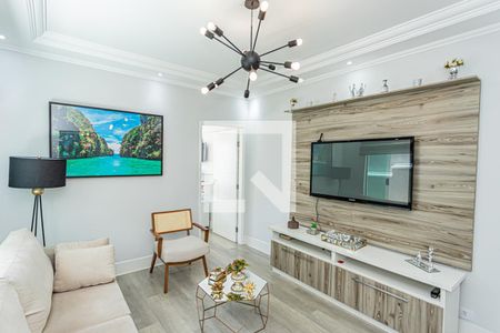 Sala de casa à venda com 3 quartos, 130m² em Parque São Domingos, São Paulo