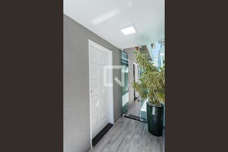 Casa à venda com 130m², 3 quartos e 2 vagasEntrada