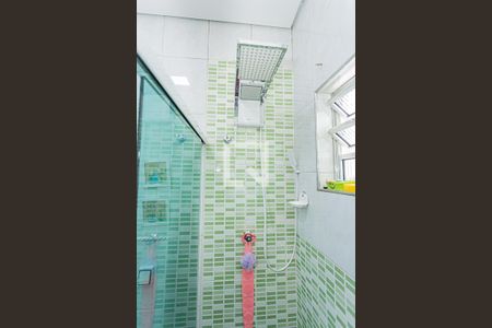 Casa à venda com 130m², 3 quartos e 2 vagasBanheiro