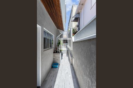 Casa à venda com 130m², 3 quartos e 2 vagasCorredor