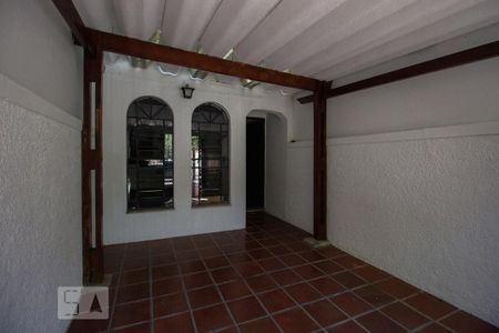 Casa para alugar com 85m², 2 quartos e 1 vaga Casa para alugar com 85m², 2 quartos e 1 vagaGaragem