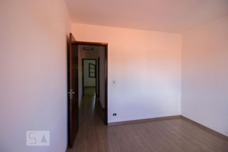 Quarto 1 de casa para alugar com 2 quartos, 85m² em Vila Antônio, São Paulo