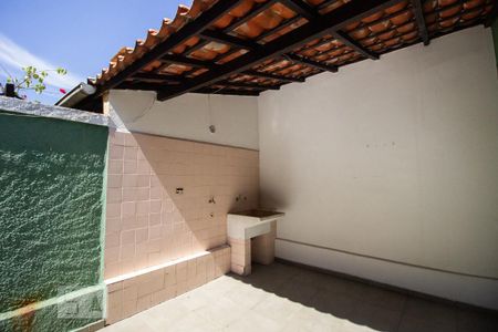 Casa para alugar com 85m², 2 quartos e 1 vaga Casa para alugar com 85m², 2 quartos e 1 vagaÁrea de Serviço