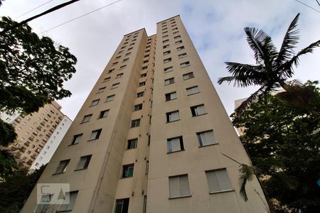 Apartamento para alugar com 68m², 3 quartos e 2 vagasFachada