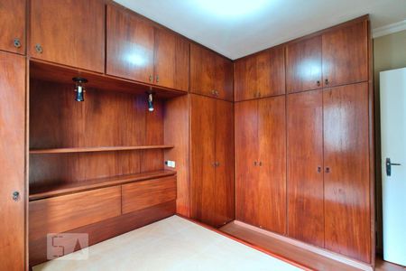 Quarto 1 de apartamento para alugar com 3 quartos, 68m² em Vila Andrade, São Paulo