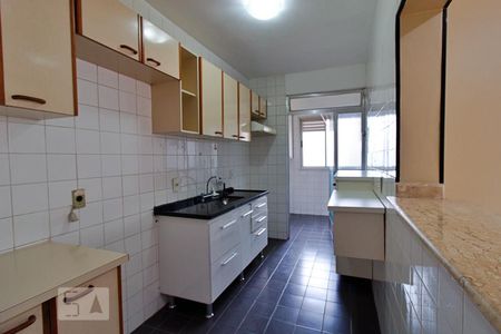 Apartamento para alugar com 68m², 3 quartos e 2 vagasCozinha