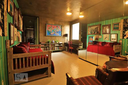 Apartamento à venda com 244m², 3 quartos e 3 vagasSala 2