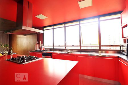 Apartamento à venda com 244m², 3 quartos e 3 vagasCozinha