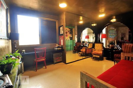 Sala 2 de apartamento à venda com 3 quartos, 244m² em Vila Gilda, Santo André