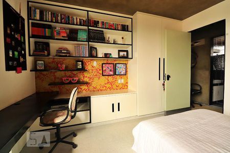 Apartamento à venda com 244m², 3 quartos e 3 vagasQuarto 2