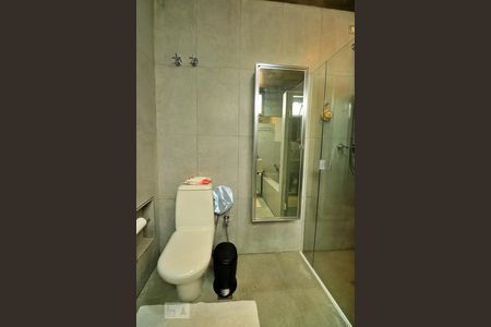 Apartamento à venda com 244m², 3 quartos e 3 vagasBanheiro da Suíte