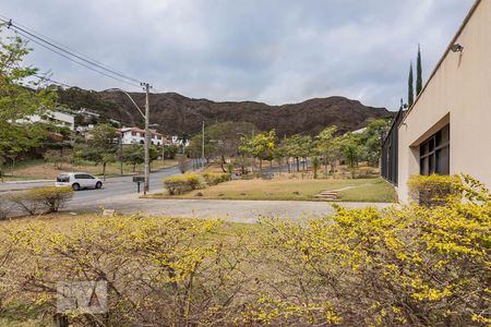 Casa à venda com 800m², 5 quartos e 10 vagasVista Entrada