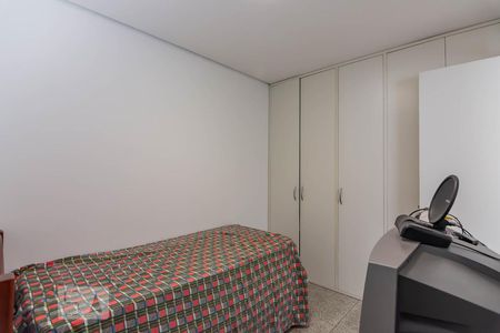 Casa à venda com 800m², 5 quartos e 10 vagasQuarto 1 Área de Serviço Subbsolo