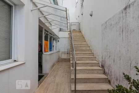 Casa à venda com 800m², 5 quartos e 10 vagasVaranda Lateral Quarto 1 Área de Serviço Subbsolo
