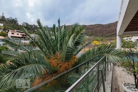 Casa à venda com 800m², 5 quartos e 10 vagasVista Varanda Sala 4