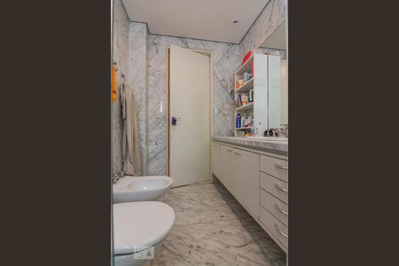 Casa à venda com 800m², 5 quartos e 10 vagasBanheiro Social